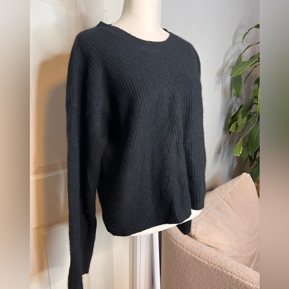La Ligne New York cashmere sweater size medium - Picture 4 of 9